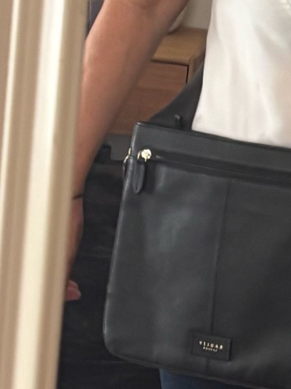 RADLEY LONDON Black Leather Crossbody Bag